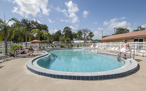 Full-size heated swimming pool and wading pool at Daytona Beach RV Resort