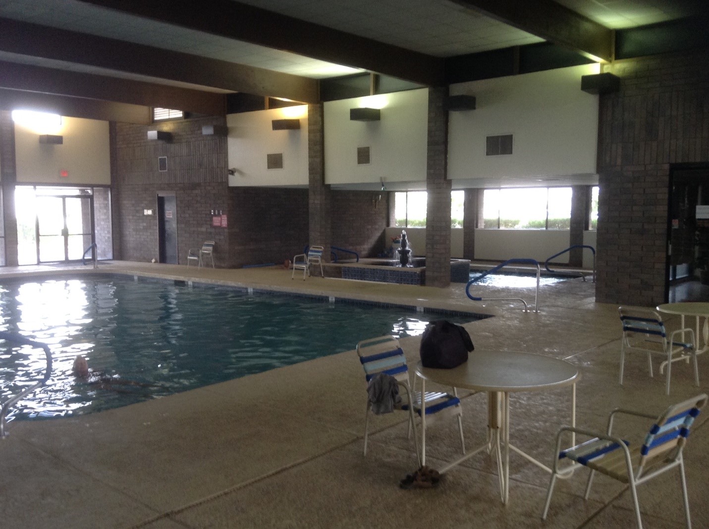 Sun Vista RV Resort - indoor pool