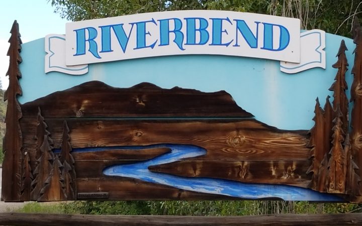 Riverbend RV Park - sign