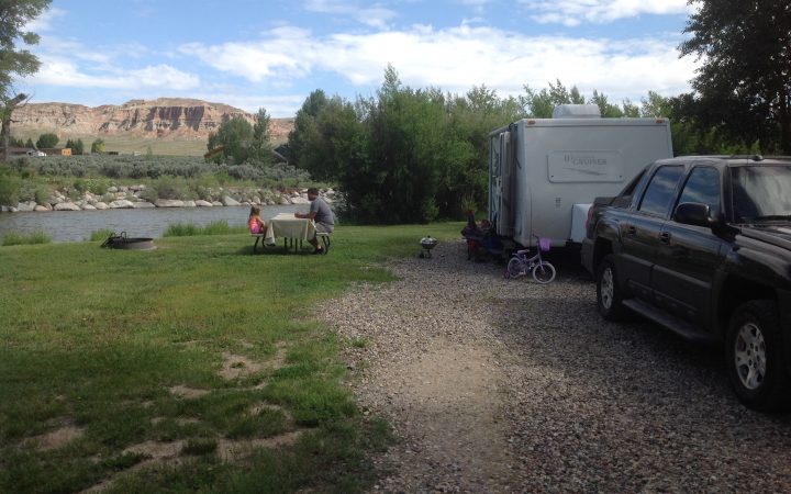 The Longhorn Ranch Lodge & RV Park - RV site by the river