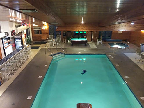 Village Inn on the Lake Hotel & RV Park- indoor pool