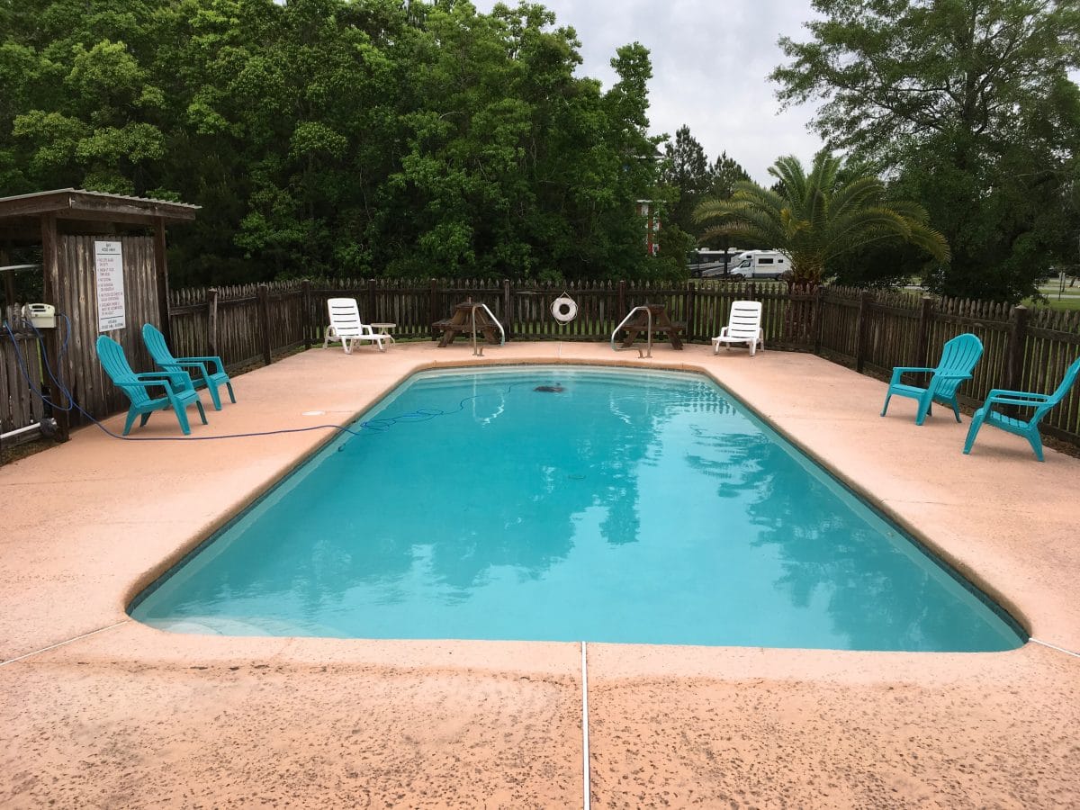 Bay Hide Away RV Park & Campground - swimming pool