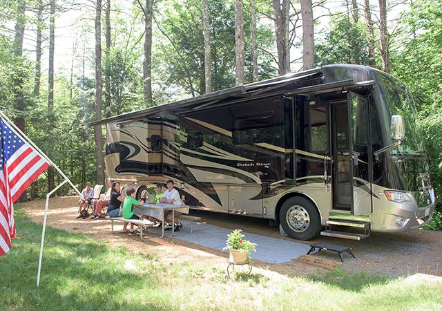 Pine Acres Family Camping Resort - RV site