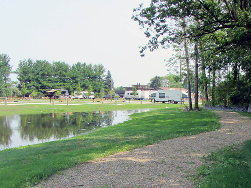 Soaring Eagle Hideaway RV Park - sites nest to lake