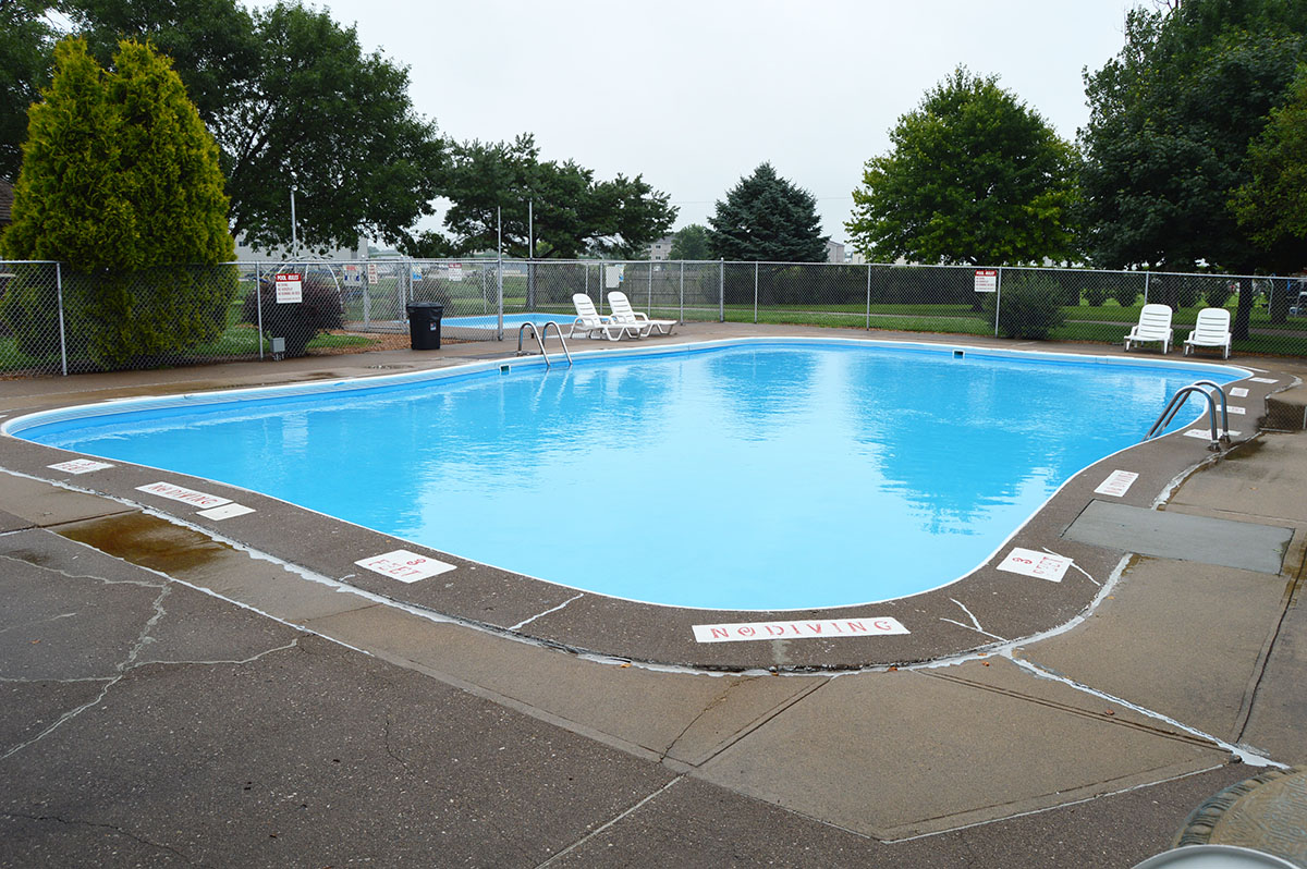 Interstate RV Park - swimming pool
