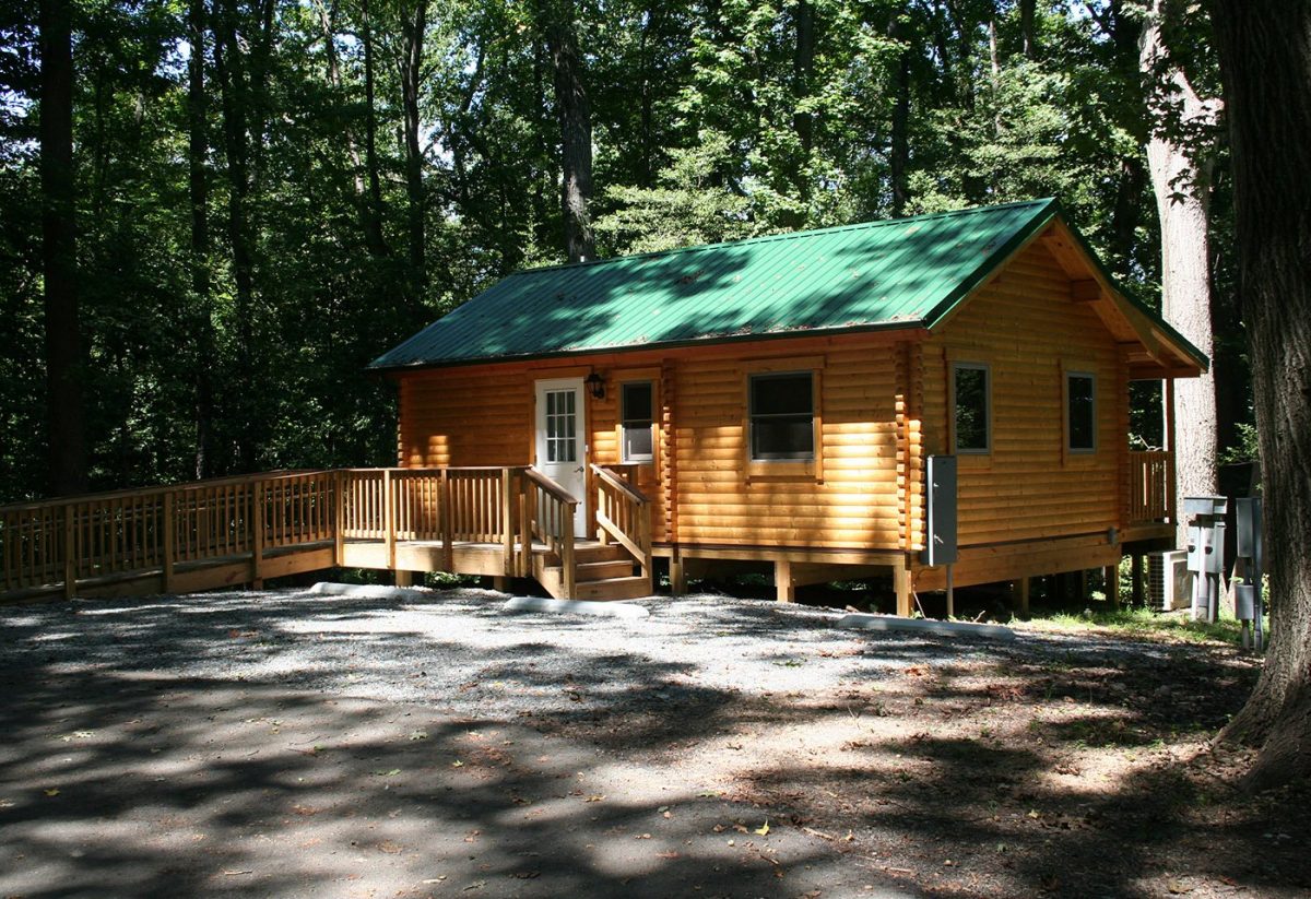 Pohick Bay Regional Park - cabin
