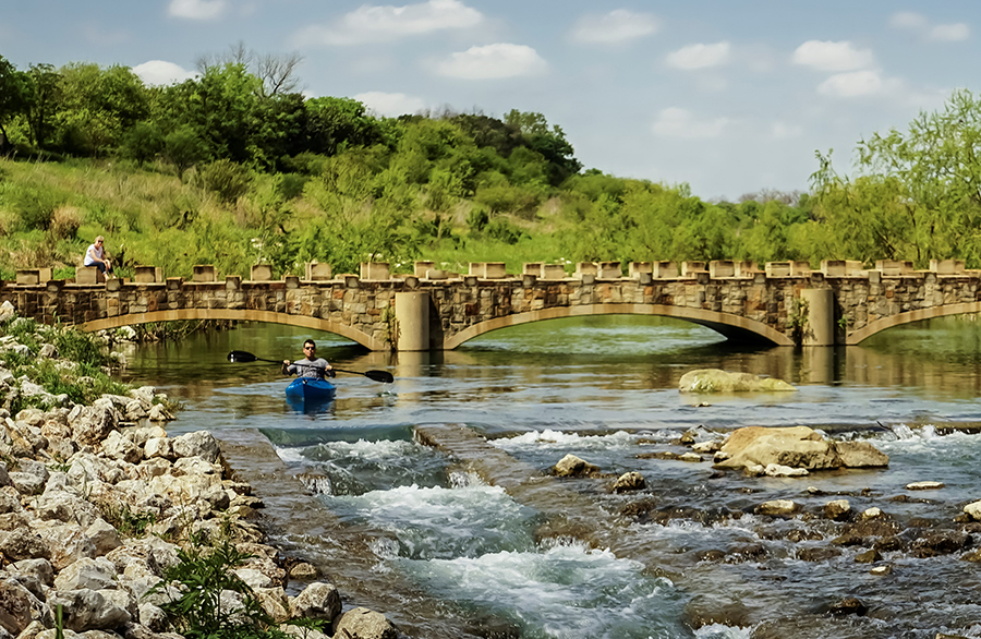 Discovering the best Texas snowbird spots for your winter travels.