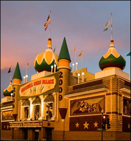 corn-palace-front-exterior