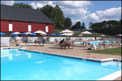 pool-area-at-hershey-highmeadow-campground