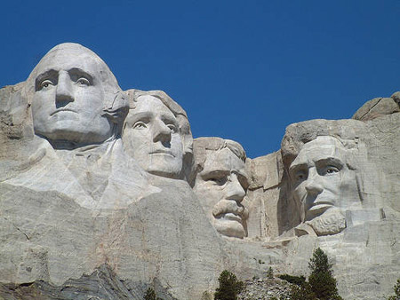 Presidents Washington, Jefferson, Teddy Roosevelt and Lincoln Honored on Mt. Rushmore