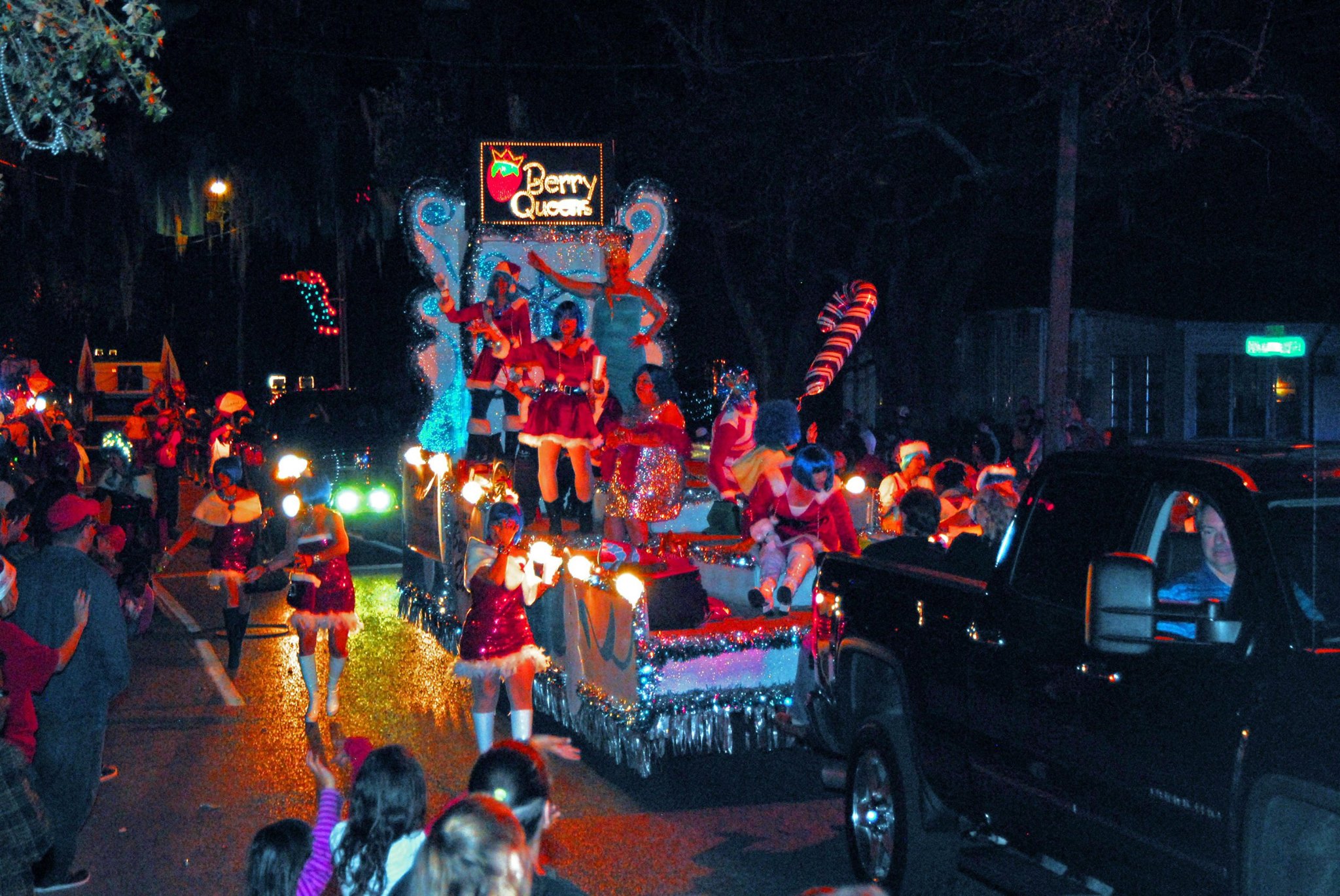 Berry Queens Float at Blue Magic on Main Christmas Parade