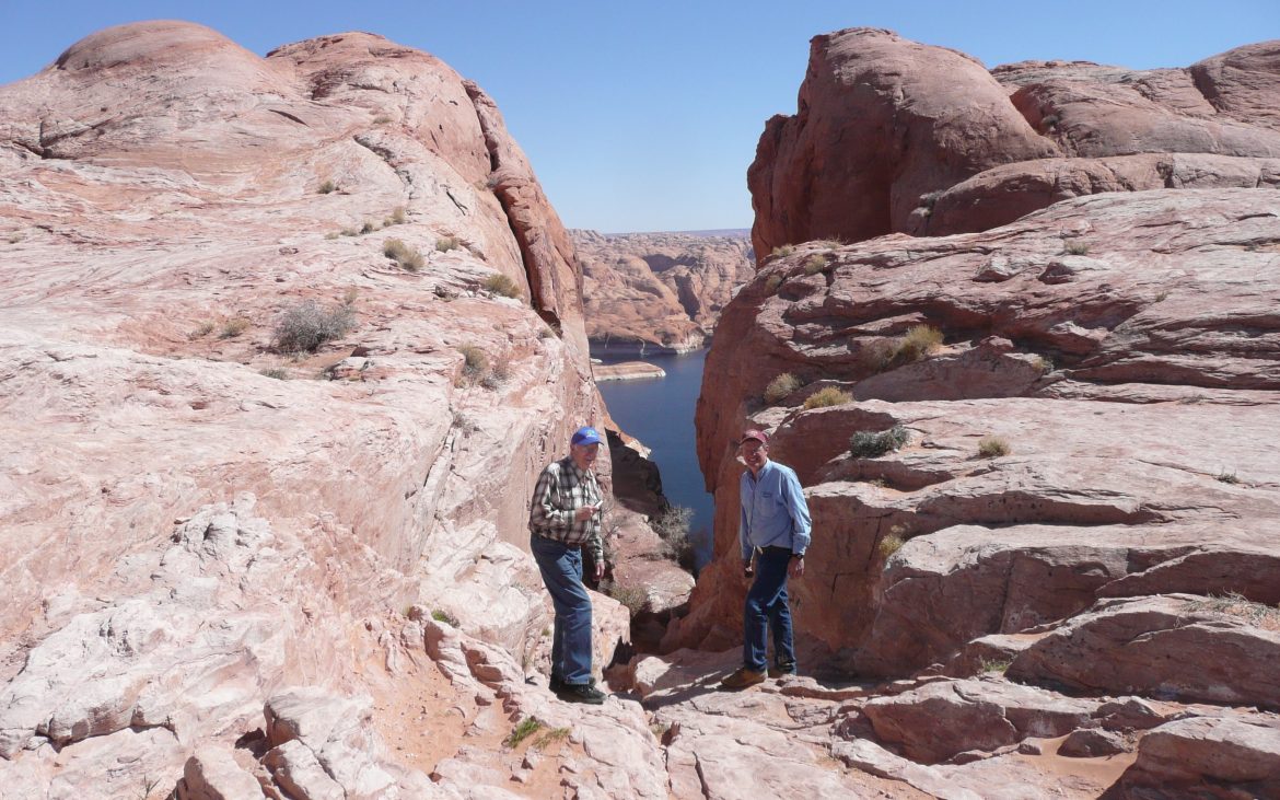 View of hikers at Grand Staircase Resort of Escalante
