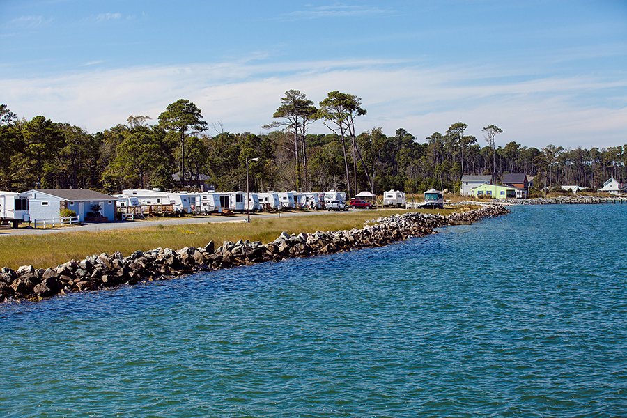 RV the Chesapeake Bay With Sun