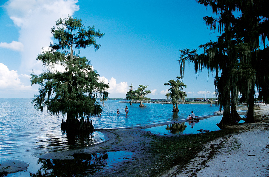 Cajun Coast, Lake End Park