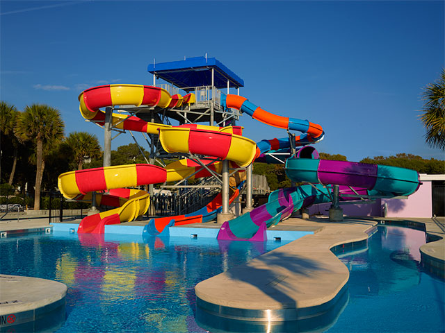 Lakewood Camping Resort - waterpark