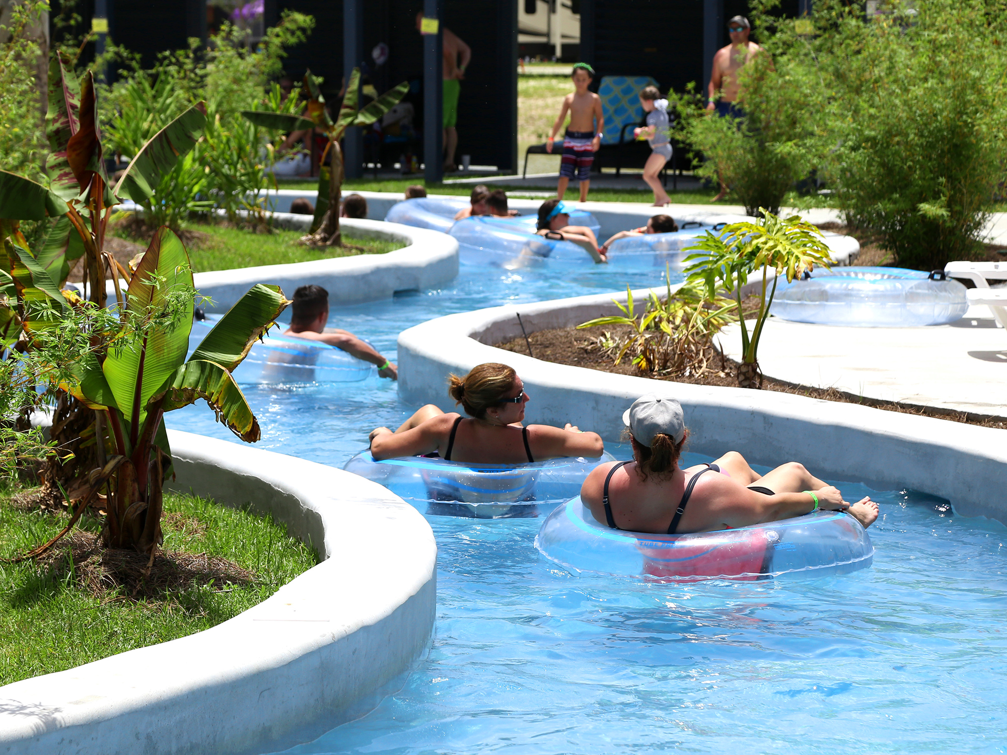 Reunion Lake RV Resort - lazy river