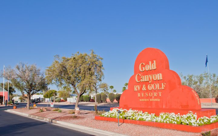 Gold Canyon RV and Golf Resort - entrance