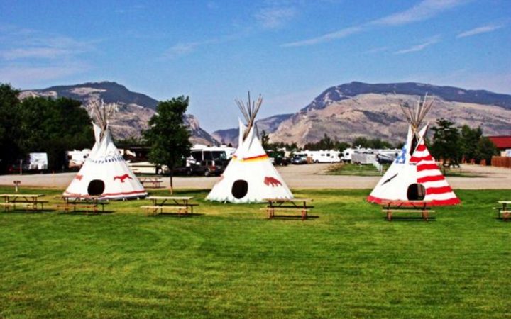 Ponderosa Campground - teepees