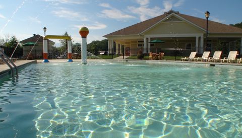 Pine Mountain RV Park - outdoor pool