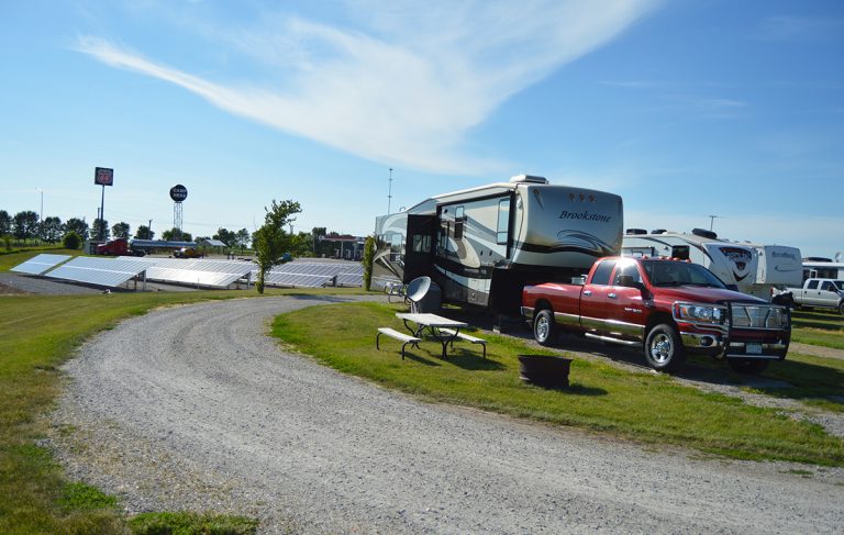 Escape to Tranquility: Iowa Kellogg RV Park & Campground - Your Iowa Adventure Awaits!