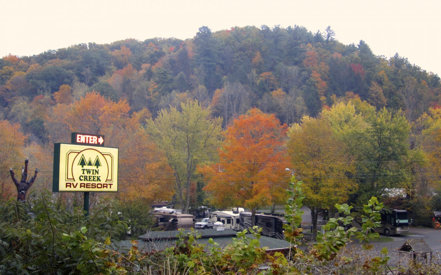 Twin Creek RV Resort,Tennessee Gateway to the Great Smoky Mountains!
