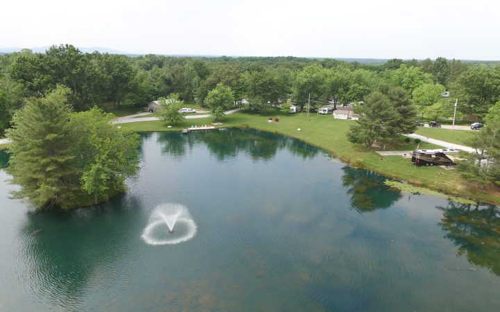 Spring Lake RV Resort - pond