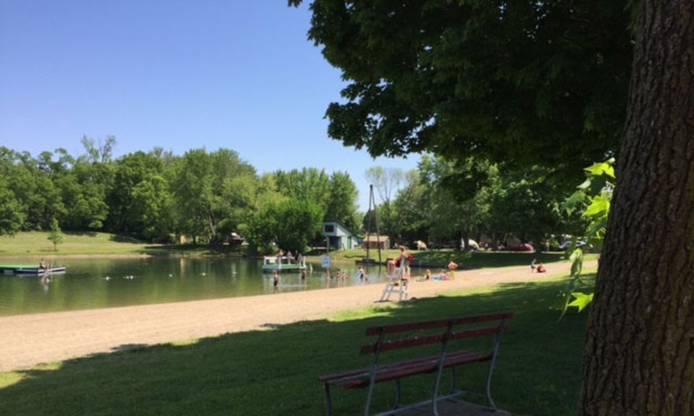 Enon Beach Campground - lake