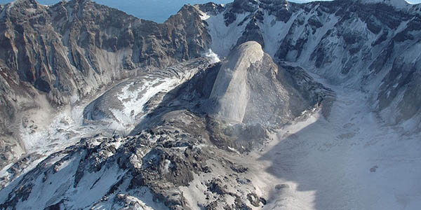 Visit Washington's Volcanoes: Mount Rainier, Mount St. Helens and