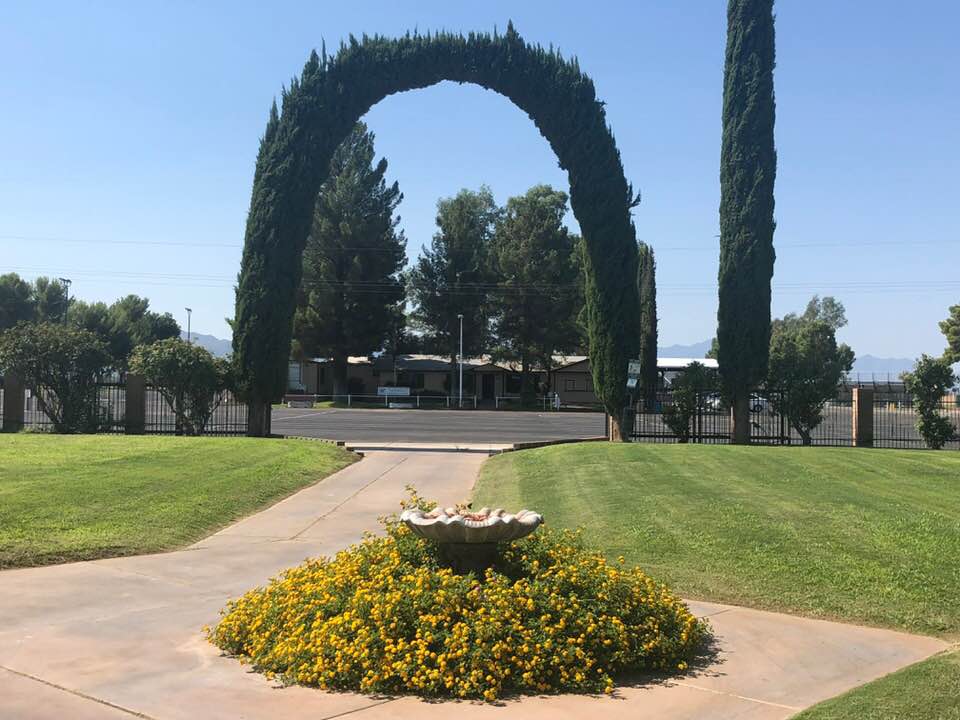 Shrubbed archway at Pima fairgrounds