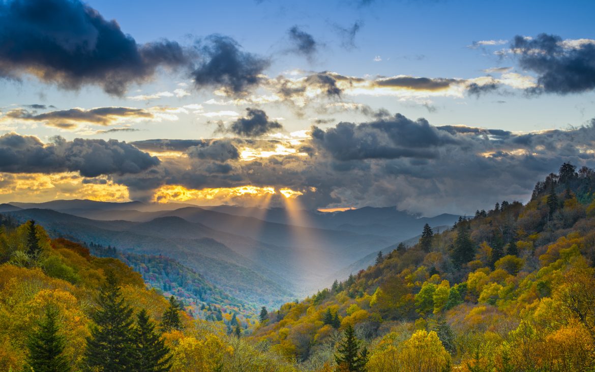 Autumn sunrise in the Smoky Mountains National Park.