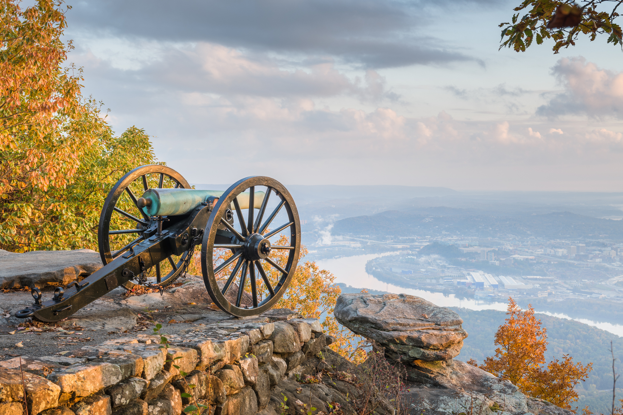 Chattanooga, Tennessee, view from Lookout Mountain at twilight.