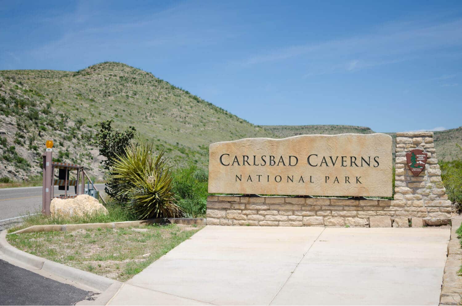 Sign proclaiming Carlsbad Caverns
